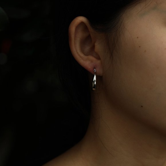 Chunky Hoop Silver Earrings - Picture 5 of 7